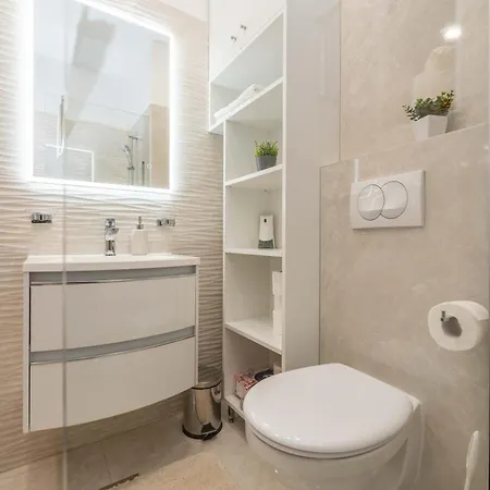 Sea Apartment *